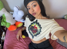 Load image into Gallery viewer, Corazon crop top
